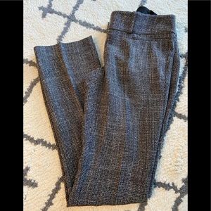 NWT. The Limited Collection Dress Pants in Size 2R